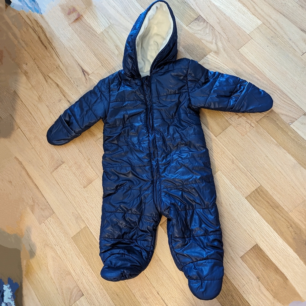Old Navy Snowsuit One Piece 6-12m